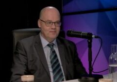 S01E30-Spjallid-still_1.4.1