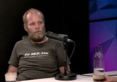S01E32-Spjallid-Still_1.28.1