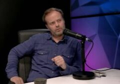 S01E42-Spjallid-Haukur-Still_1.4.1