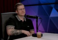 S01E76-Spjallid-ÞorarinnH-Still_1.14.1