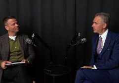S02E42-Spjallid-JordanPeterson-Still_1.1.1