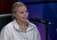 S02E45-Spjallid-RakelHlyns_1.4.1