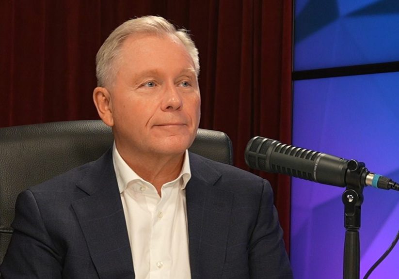 S04E19-Spjallid-AriEdwald-Still1_1.1.1